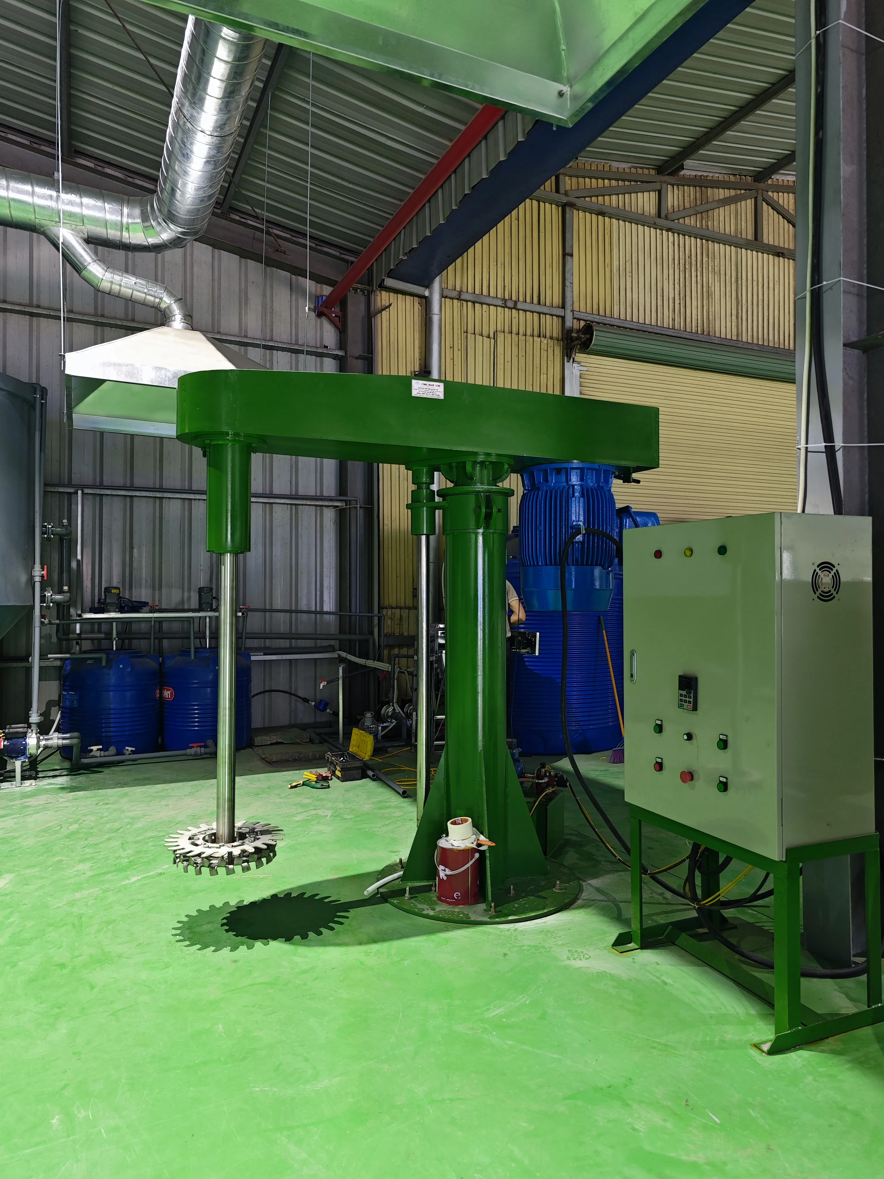 Khách hàng Nguyễn Tuấn Tú đánh giá về sản phẩm Máy khuấy sơn 2000 lít 37kw tốc độ cao 0