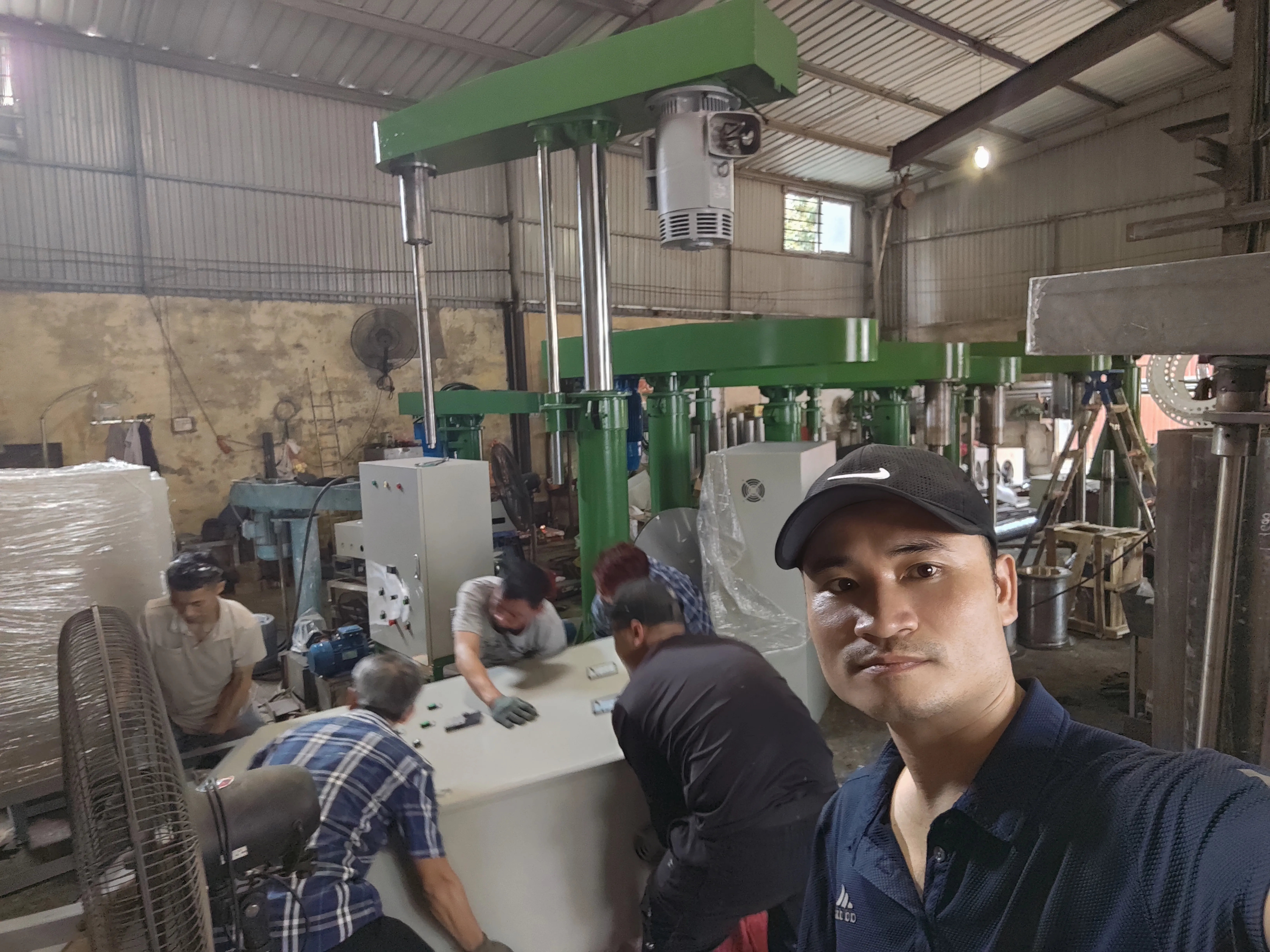Khách hàng Nguyễn Huy Vũ đánh giá về sản phẩm Máy khuấy sơn 10000 lít 160kw 1