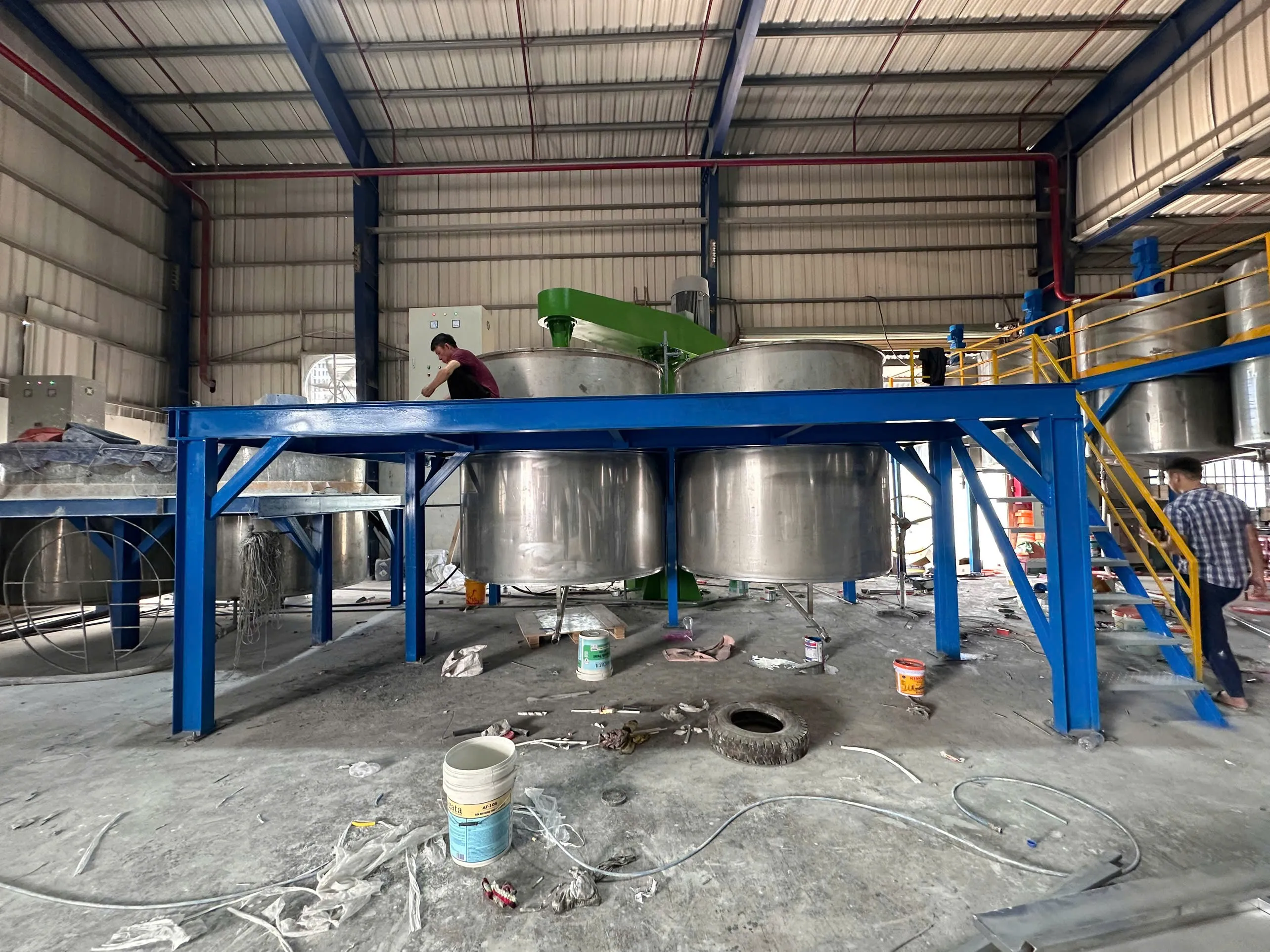 Khách hàng Nhật Hoàng đánh giá về sản phẩm Máy khuấy sơn 10000 lít 160kw 0