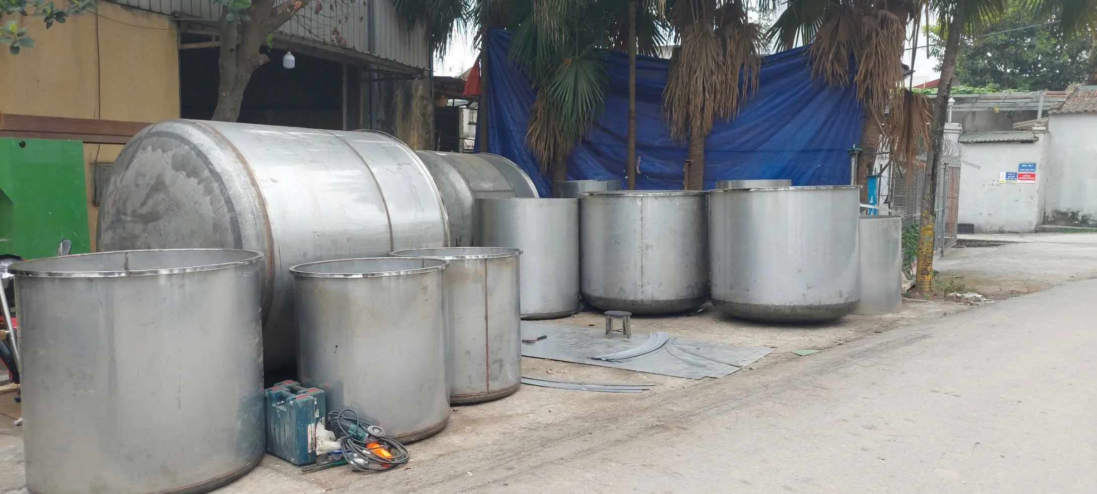 Khách hàng Nguyễn Long Vũ đánh giá về sản phẩm Máy khuấy sơn 3000 lít 55Kw 0