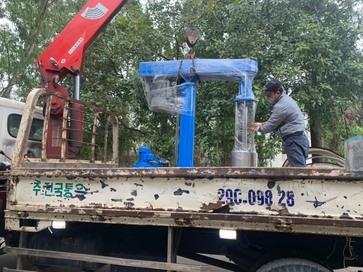 Khách hàng Xuân Hòa đánh giá về sản phẩm Máy khuấy keo công nghiệp 2000 lít 0