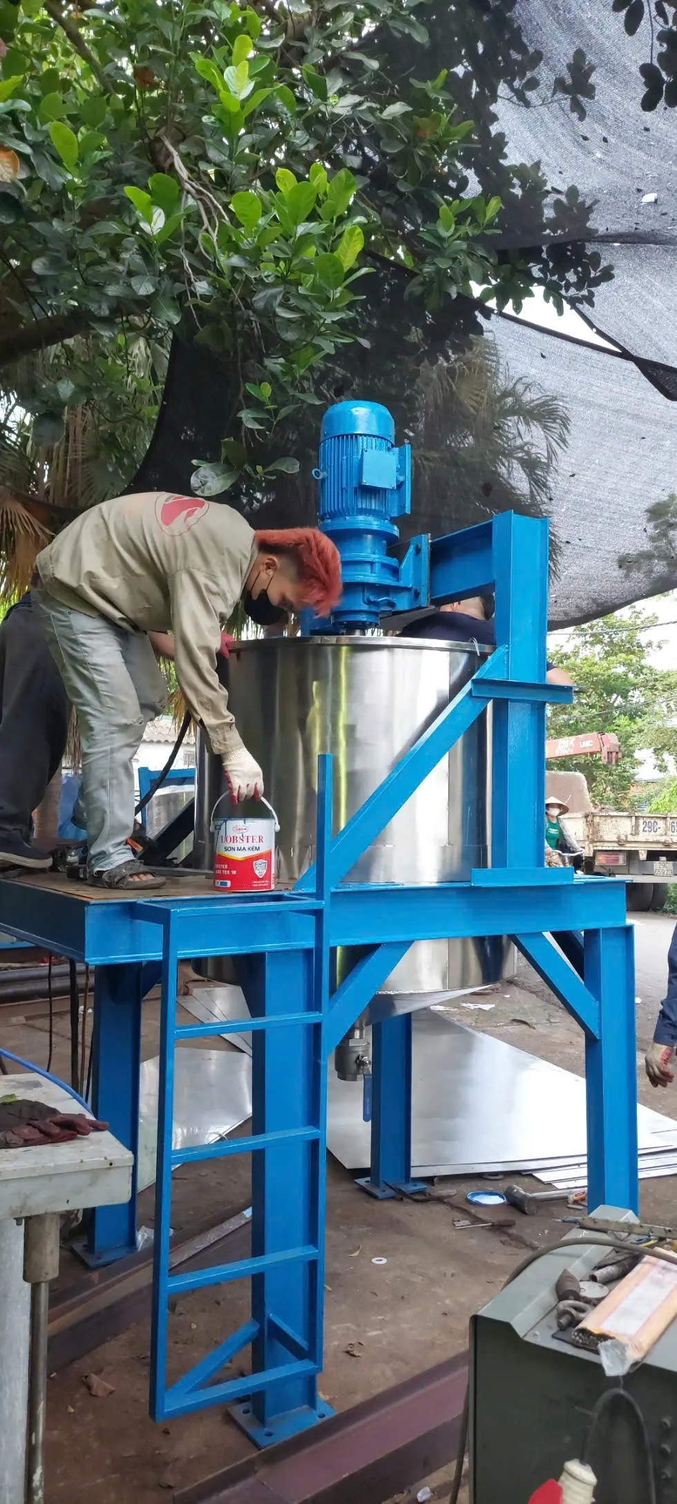 Khách hàng Hoàng Đình Tùng đánh giá về sản phẩm Máy khuấy sơn giả đá 300 500 1000 lít 1