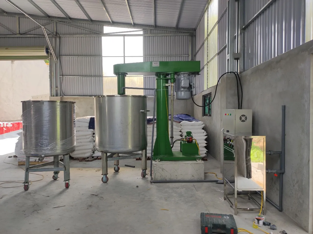 Khách hàng Đào Duyên đánh giá về sản phẩm Máy khuấy keo 500 lít 1