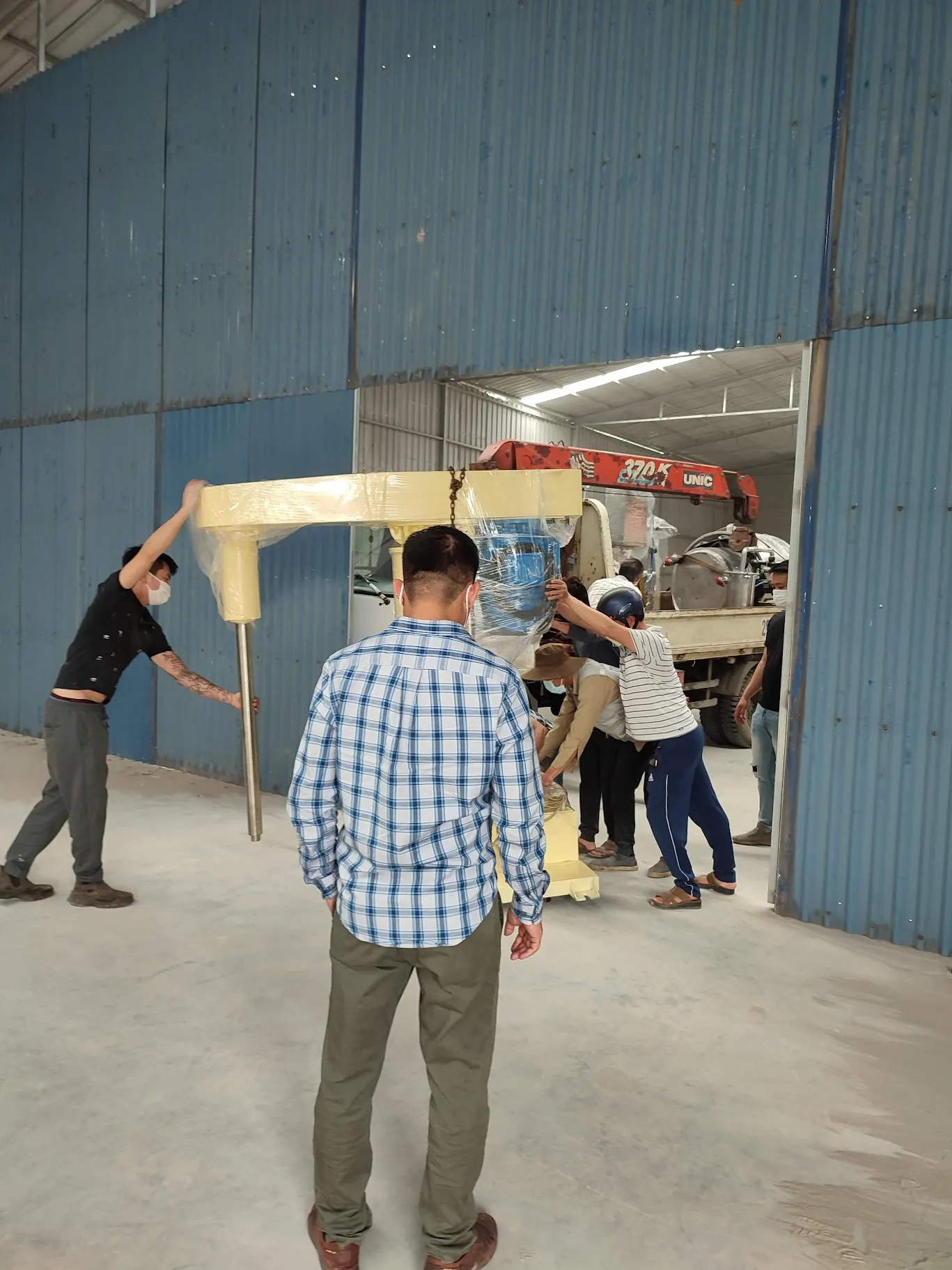 Máy khuấy sơn 1000 lít 22kw - Ảnh 1