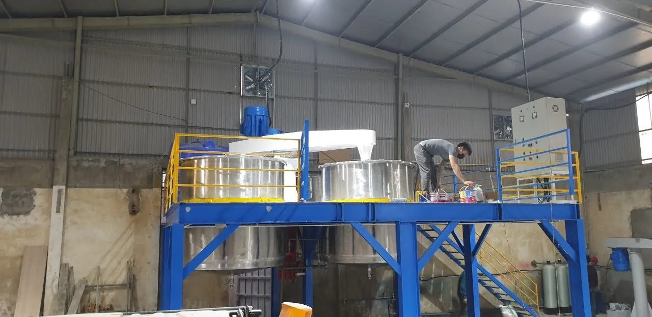 Máy khuấy sơn sàn thao tác 8000 lít 145kw - Ảnh 1