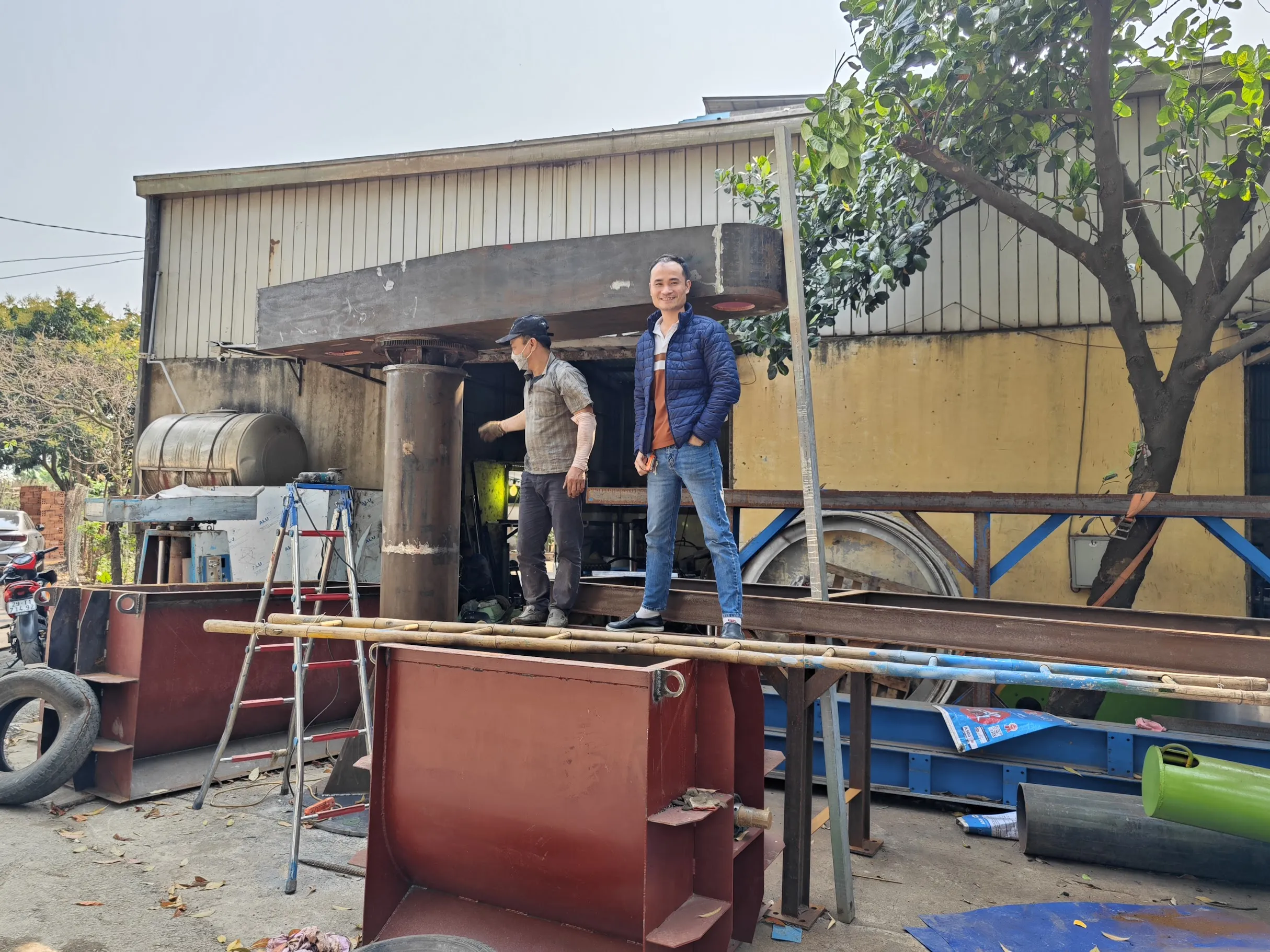 Máy khuấy sơn 10000 lít 160kw - Ảnh 1