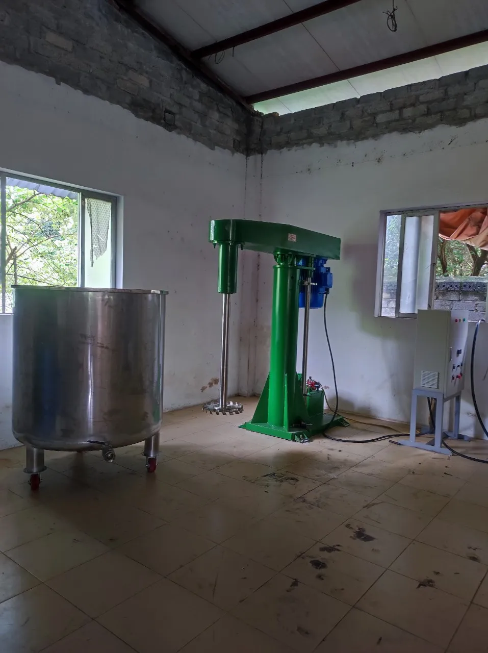 Máy khuấy sơn 1500 lít 30kw - Ảnh 1