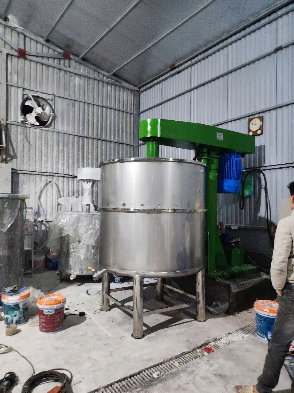 Máy khuấy sơn 2000 lít 37kw tốc độ cao - Ảnh 1