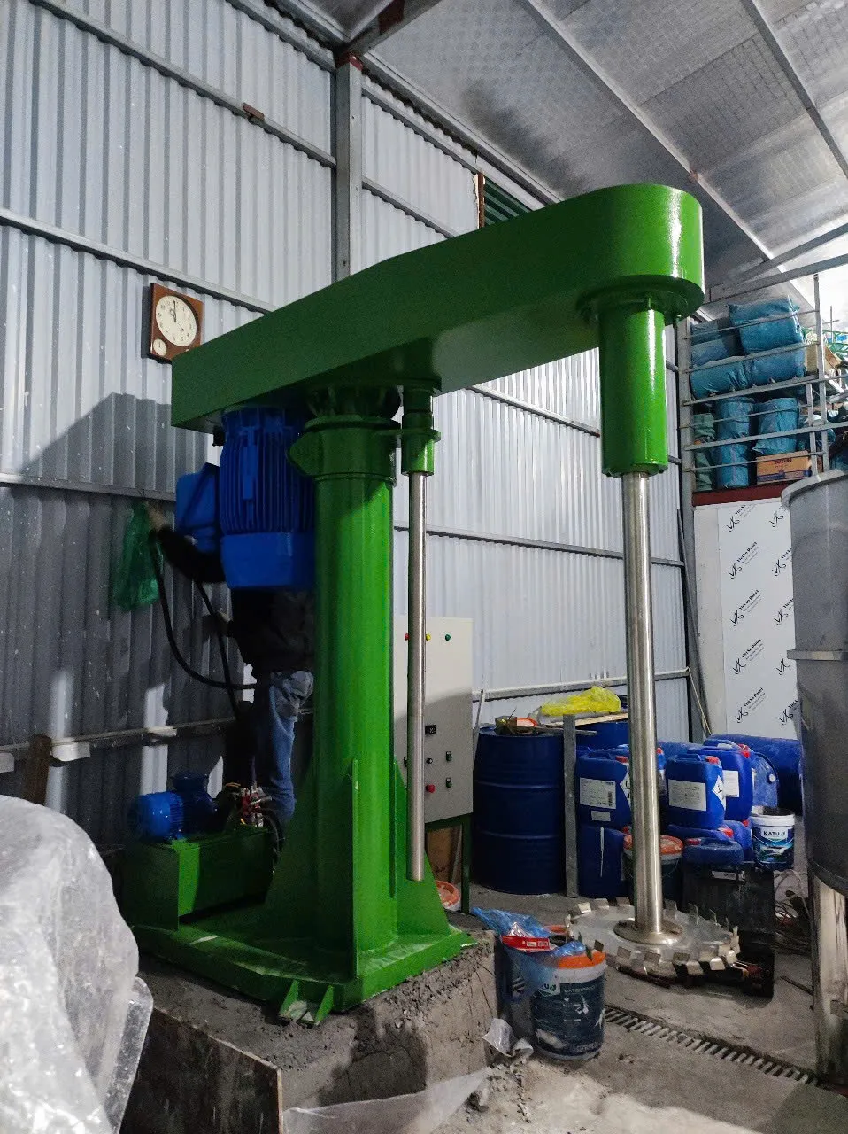Máy khuấy sơn 2000 lít 37kw tốc độ cao - Ảnh 1
