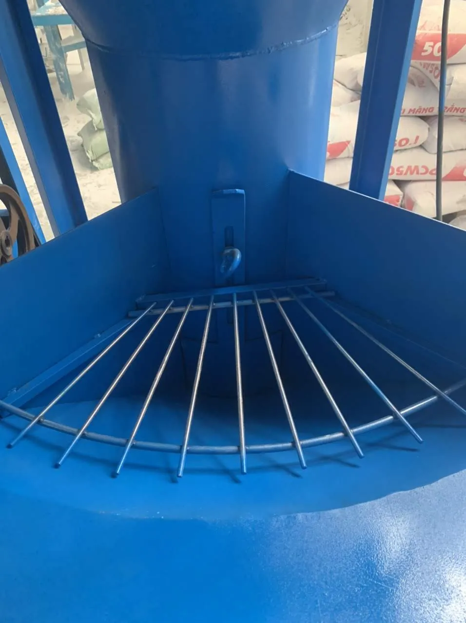 Máy trộn bột bả 1000kg 25 bao - Ảnh 1