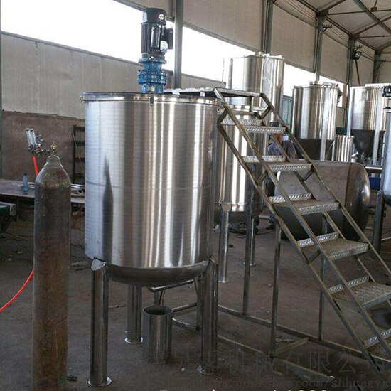 bồn khuấy công nghiệp và ứng dụng