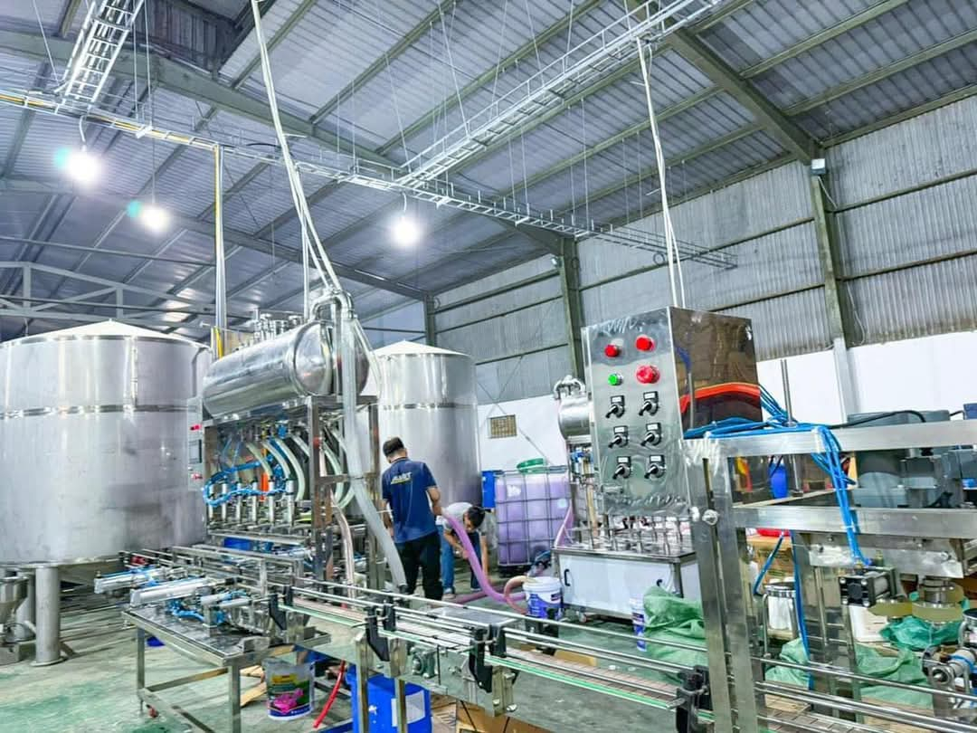 dây chuyền sản xuất nước rửa chén hiện đại
