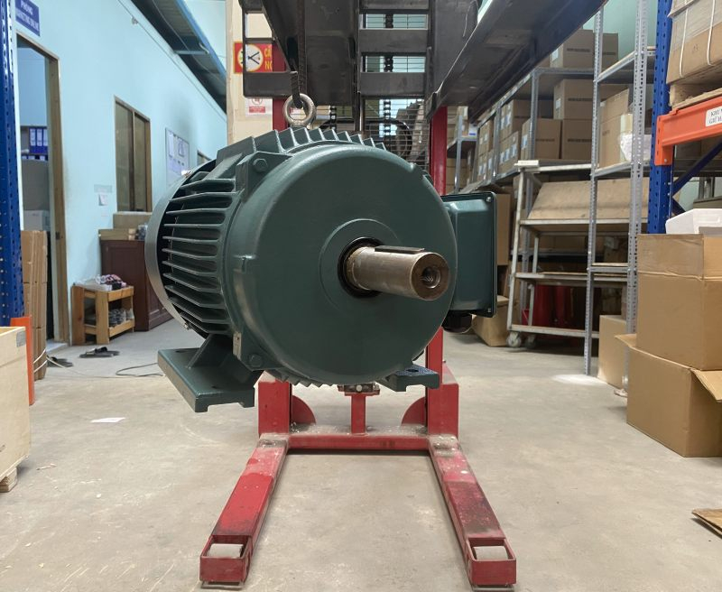 động cơ khuấy tốc độ cao