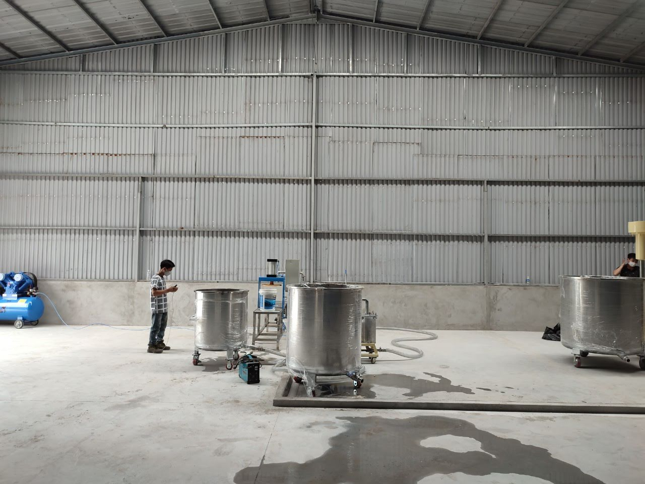 lắp máy sản xuất sơn