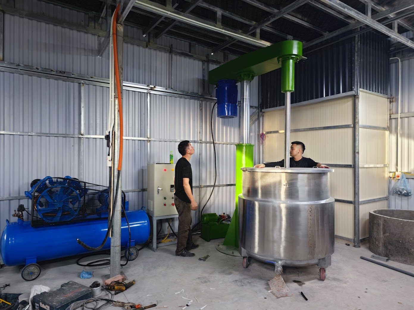 máy khuấy keo 3000 lít