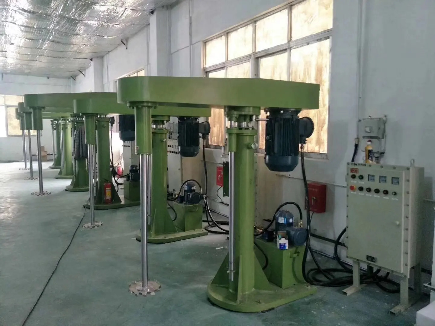 máy khuấy mực in có bao nhiêu loại