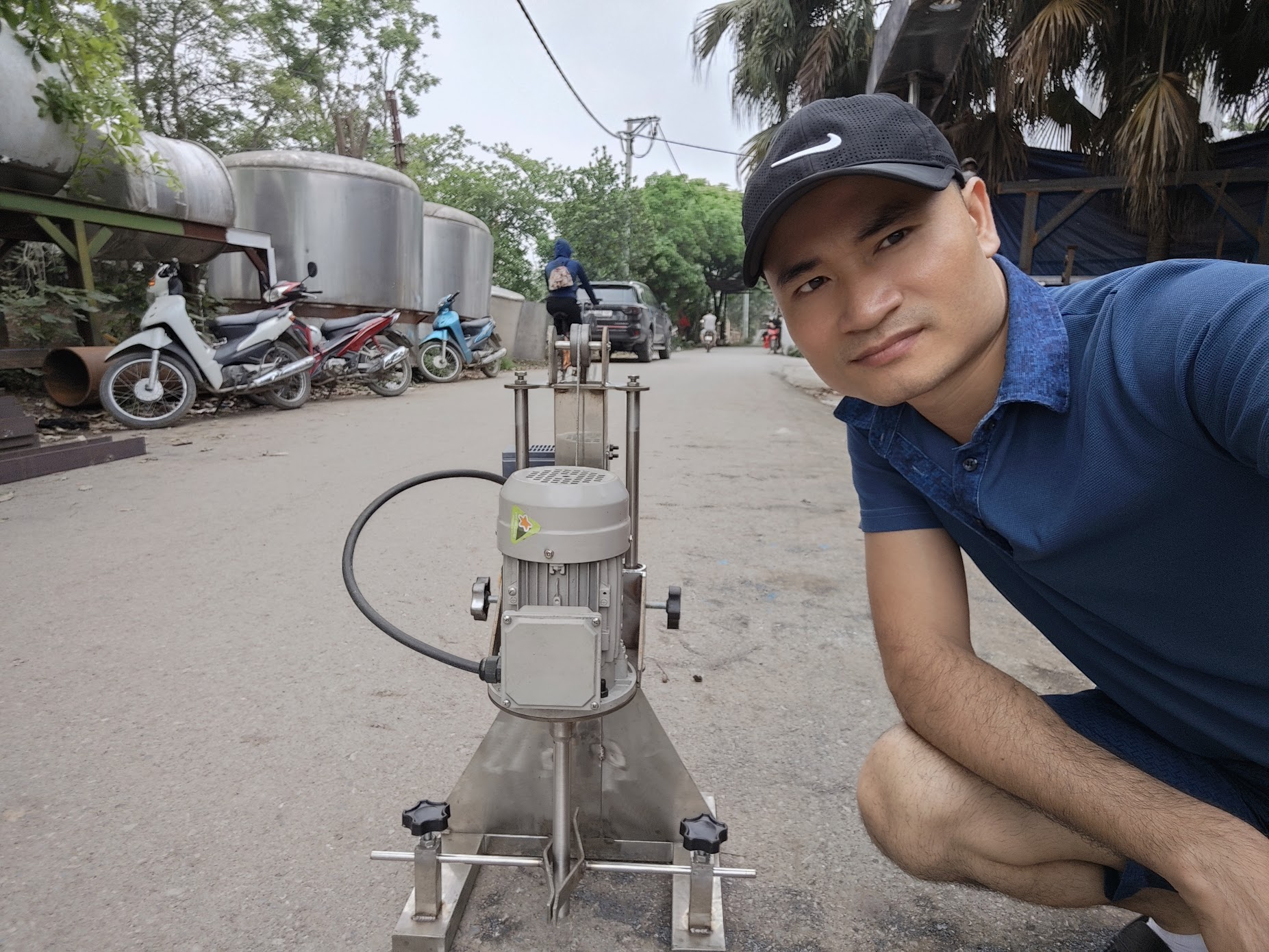 máy khuấy phòng lab