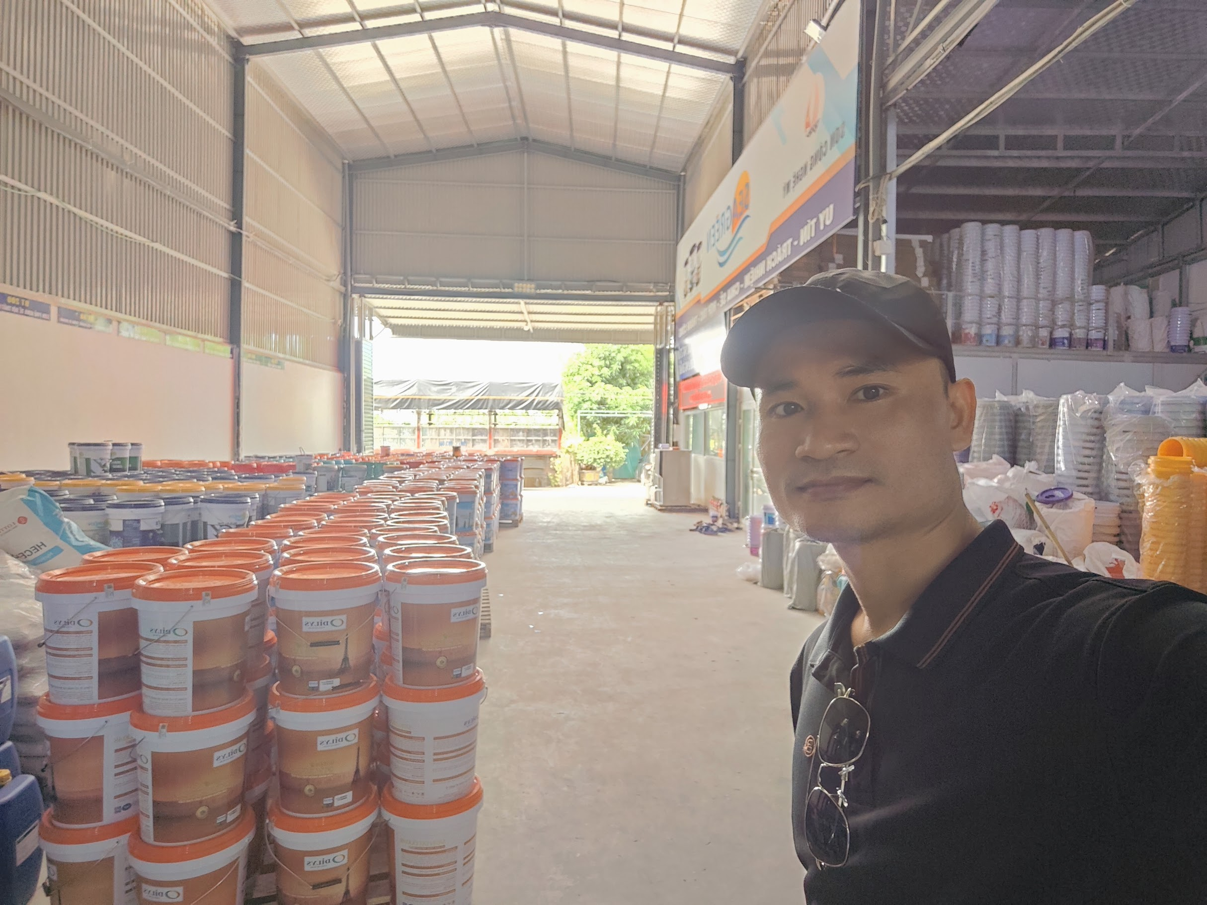 nhà máy sơn