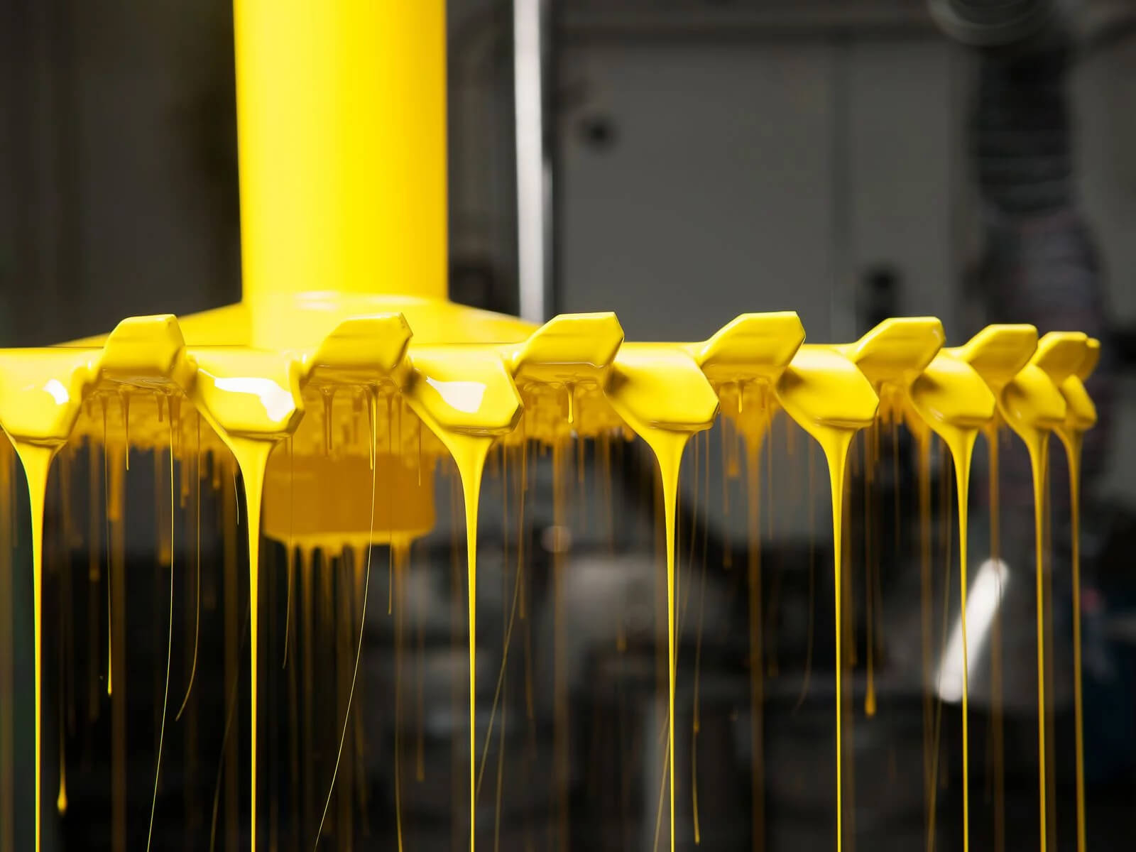 pha trộn sơn epoxy