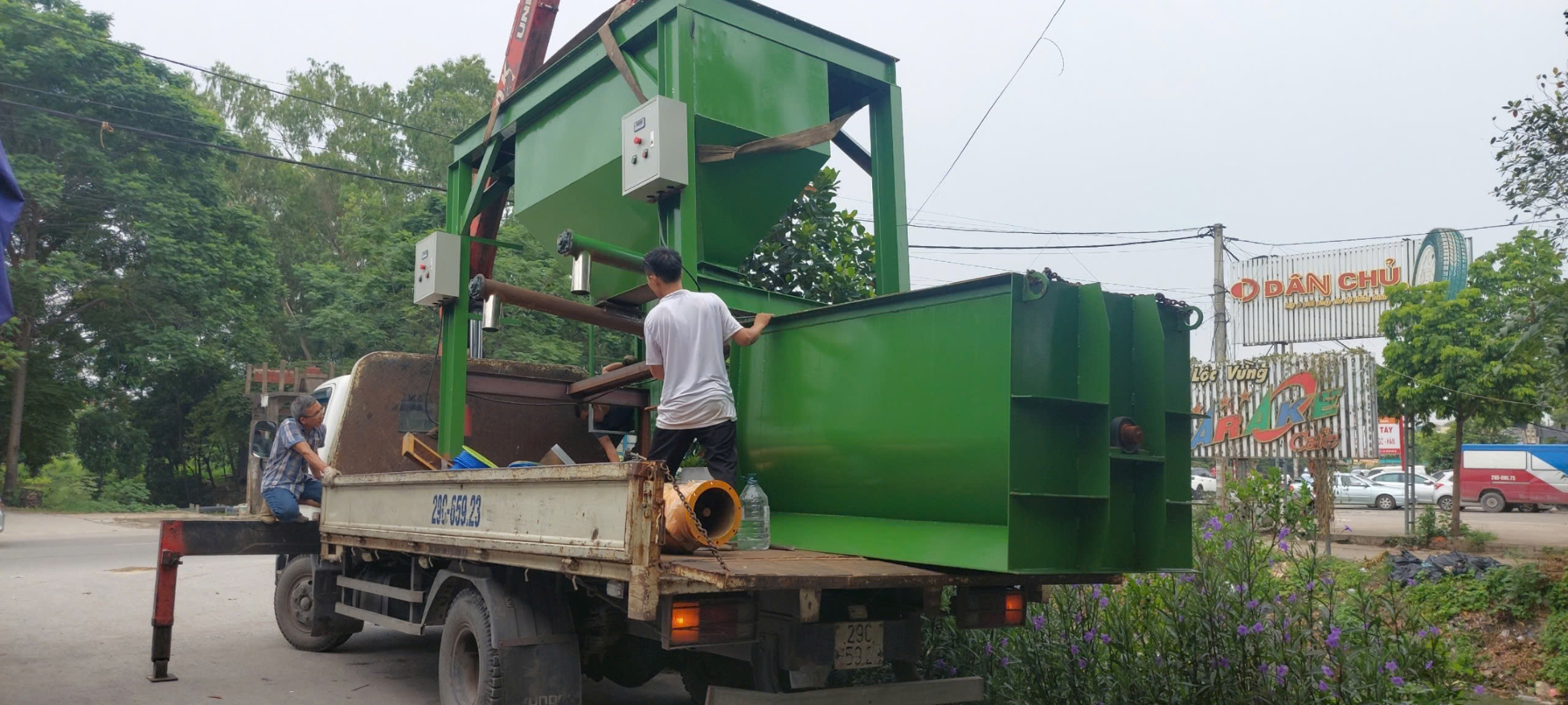 vận hành máy đảo trộn