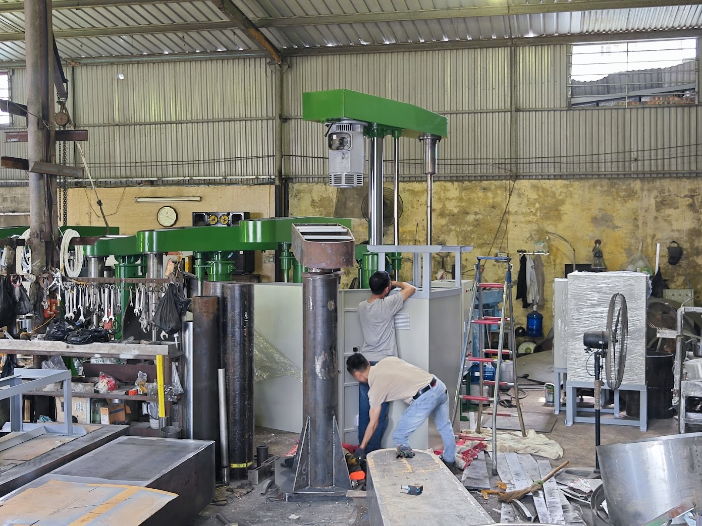 xưởng cơ khí máy khuấy net việt